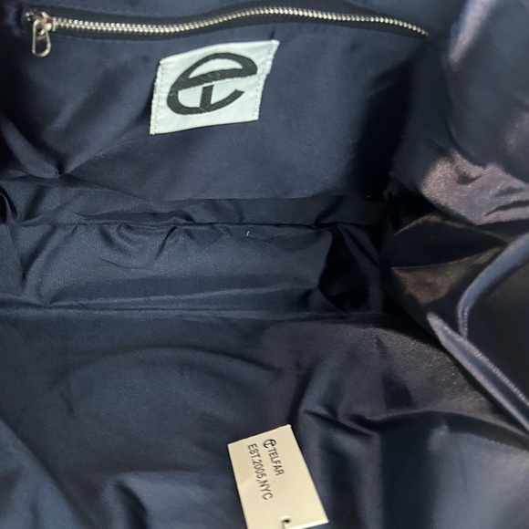 NWT Navy Blue Telfar Medium bag with dust bag - Picture 8 of 11